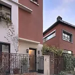 House With Rooftop And Hot Tub Eiffel Tower View